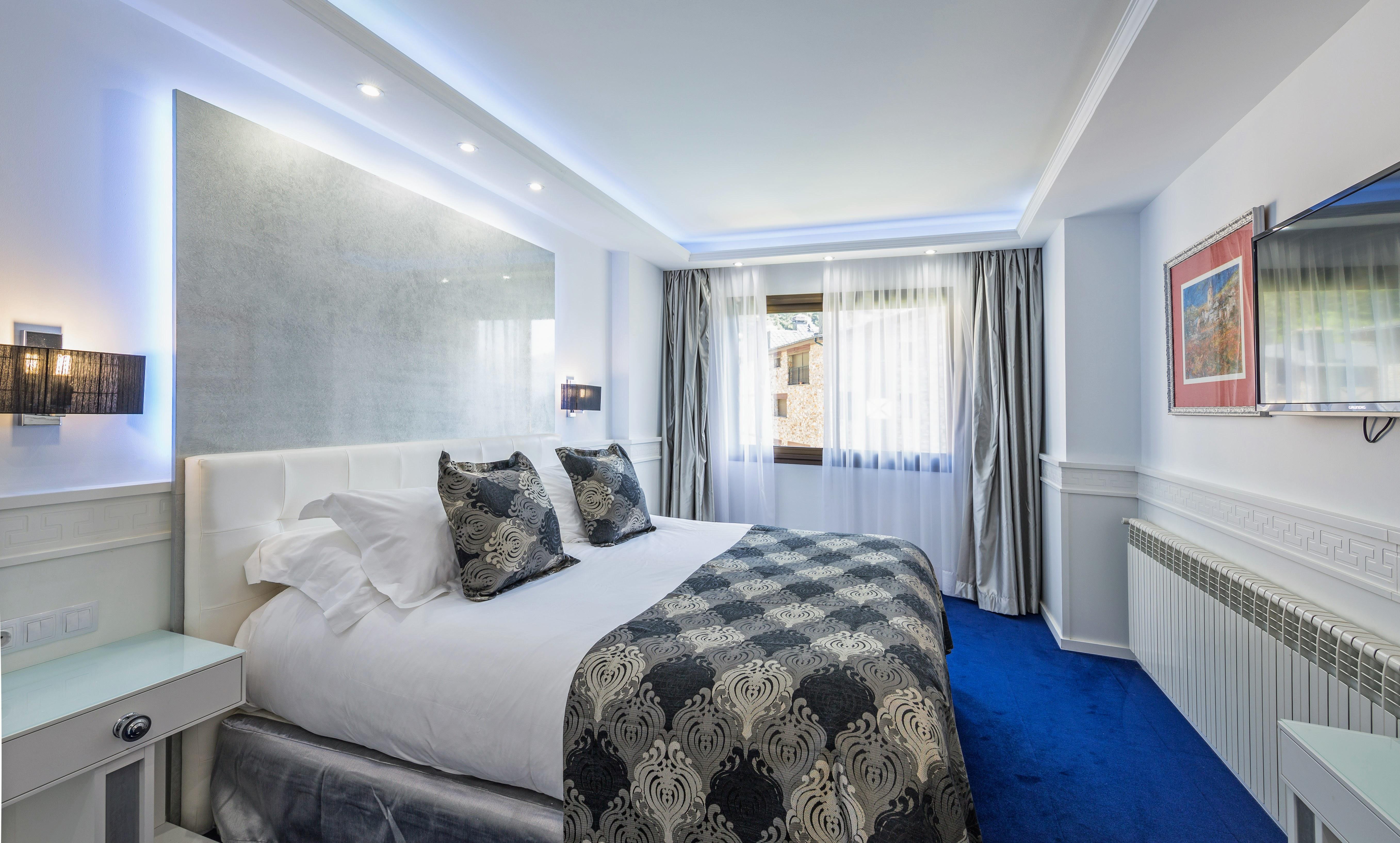 Hotel Princesa Parc Excellence Arinsal Luaran gambar A room at the hotel
