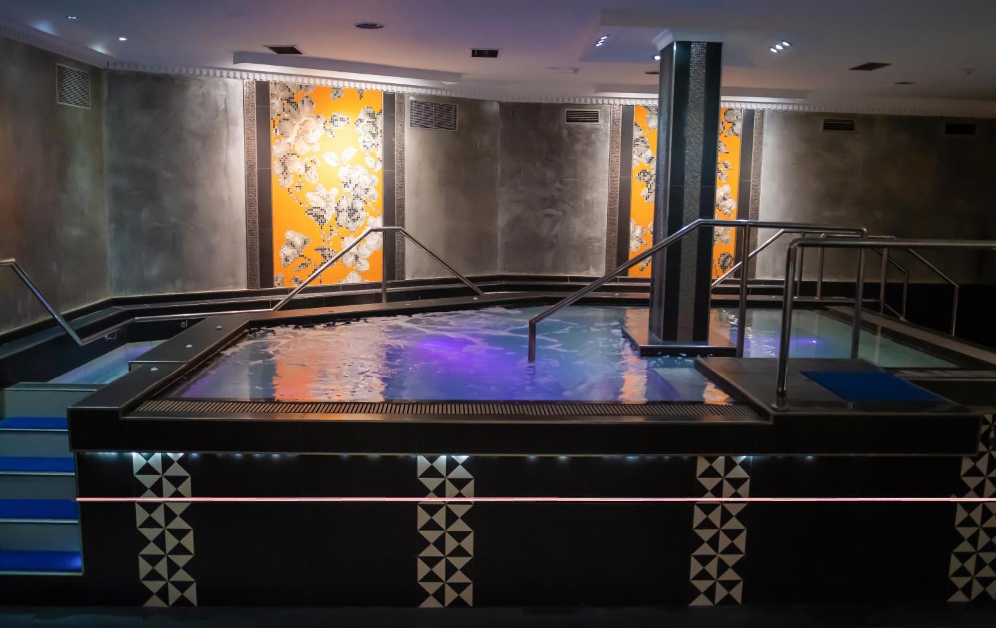 Hotel Princesa Parc Excellence Arinsal Luaran gambar The spa at the InterContinental