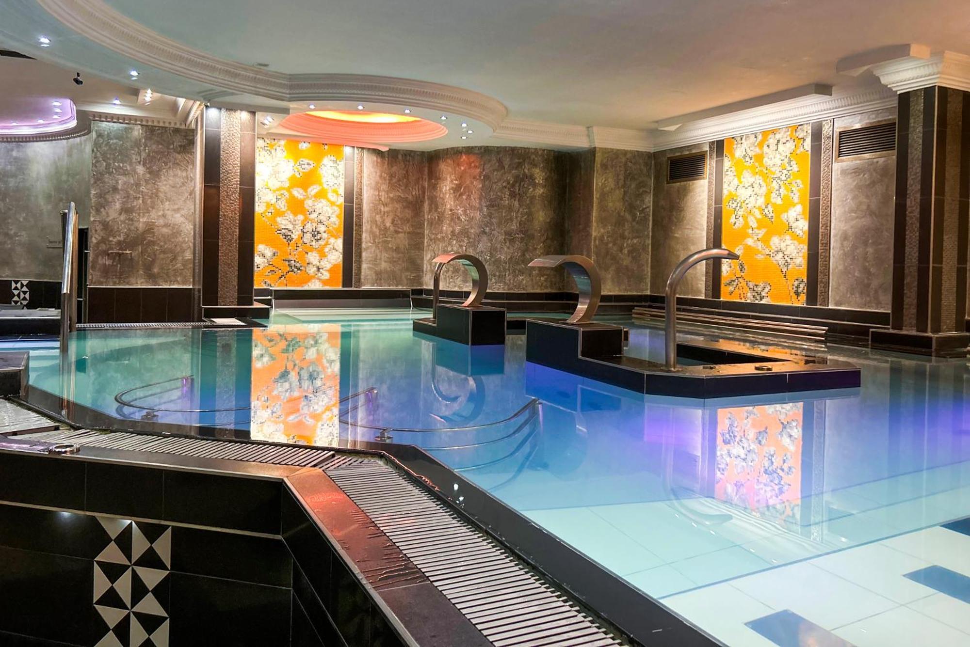Hotel Princesa Parc Excellence Arinsal Luaran gambar The pool at the spa